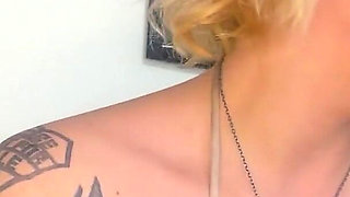 Lipstick Kisses and Blowjob Red Black Lips Deepthroat Sloppy