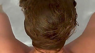 Beeing Fucked While Holding My Breath Underwater in Bathtub