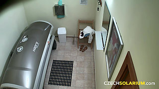 Czech Solarium 325: Pregnant Woman Enjoys an Intimate Moment on Camera