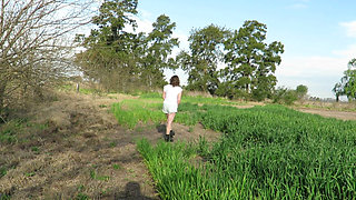 Patricia in the Field, Amateur and White Ass