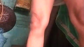 Hotty girl sister-in-law fingered her pussy