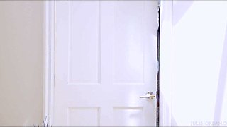 Excellent Amia Miley hot video