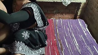 Desi Ex-Hotwife Hardcore Doggy Style Fucking in Hindi - Hot Indian Couple Viral Sex Video