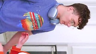 Flirty Housewife Bargains Dual Stuff To Stop Hellions