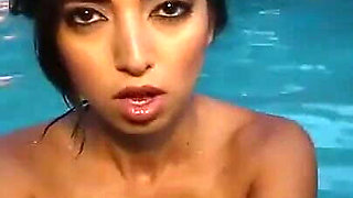 Frida Sante sucking dick in the swimming pool! POVMania
