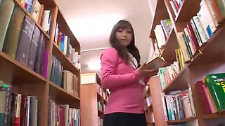 Japanese hot vixen in sexy panties fetish clip