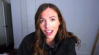 Sexy webcam brunette with big boobs