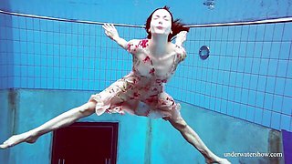 Promiscuous Martina - bikini dirt - Underwater Show