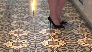 50 Year Old Housewife Ilsa Gets Her Pussy & Eaten Fucked by Her Friend