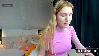 Perfect big ass and natural big boobs blonde skinny teen - Blonde