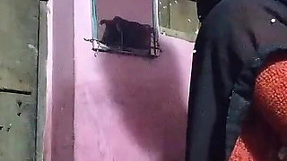 Desi Chudai, Lifting the Saree and Making the Ghore Standing and Sucking the Penis in the Mouth, Hindi