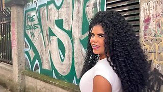 Curvy Latina Explores Sensual BWC With Intense Squirt Passion