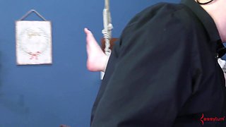 Butt plugged BDSM sub girl Jessica Kay