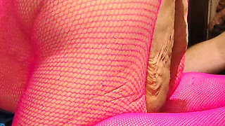 Pretty in Pink Fucking Machine Making Her 07ssy Stink