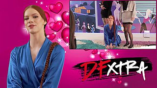 Arielle Aquinas Catches Jamie Knoxx Fucking Sarah Jessie and Nym Fleurette with Huge Cocks