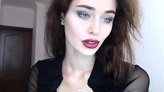 Brunette Solo Webcam Masturbation