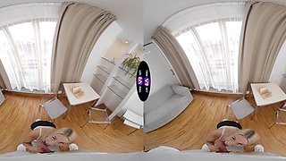 Natural tits bouncing in VR as Naomi Love deep-throats and rides hard