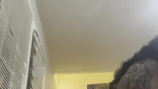 Emo gf sees how long she can twerk her