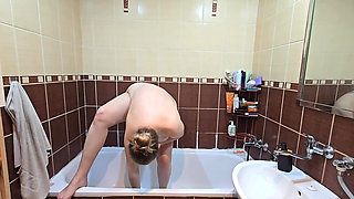 Busty BBW Shows Her Big Natural Tits and Shaves Her Pussy - Hot Shower