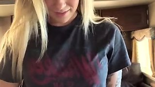 Perfect blonde babe in solo masturbation