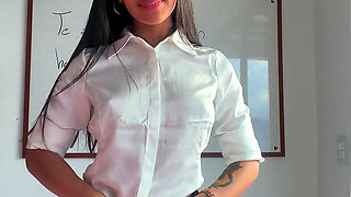 Sexy Secretary Seeks to Please Her Boss