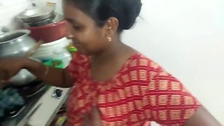 Hindi Sex And Devar Bhabhi - Kitchen Time First Time Bhabhi Full Romance