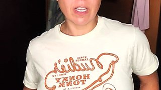 Webcam brunette furios anger masturbation 1