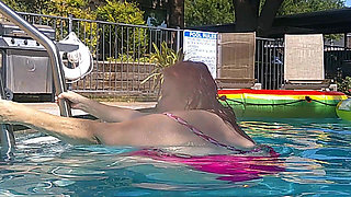 Handsome Harry and Sex Big Beauty Nurse Vicki Do Some Under Water Exercises!