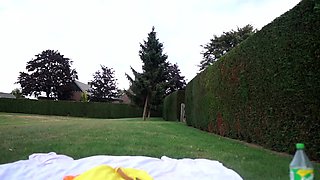 Amateur blonde tres sexy lingerie anal