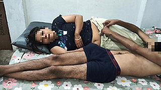Girlfriend Gave Hot Handjob in 69 Position