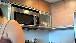 Live Stream with Dani Valentina