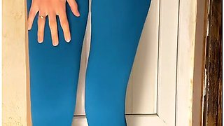 Pee Herself Next To A Closed Toilet! Took Off Leggings And Let Out A Hot Stream From Pussy!
