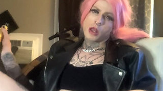 Smoking pink crossdresser plays w her little clit
