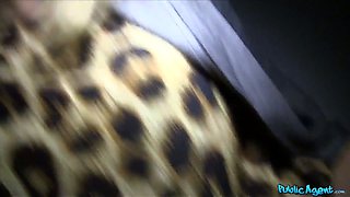 I warm my Big Dick inside her warm wet vulva - public agent