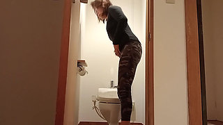 Toilet 1 Night 2 Days