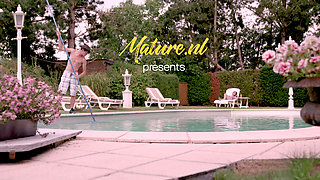 MILF Boss Sahara Knite Seduces the Handsome Poolboy and Gets Banged