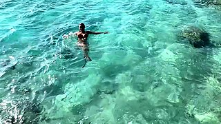Monika Fox Stopped A Tour Bus To Swim Naked In The Caribbean