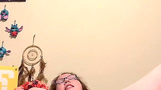Amateur Ginger Beauty Masturbates in Bed for First Time & Squirts Big