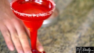 Latina Amia Mileys Sexy Cinco De Mayo Cock Ride