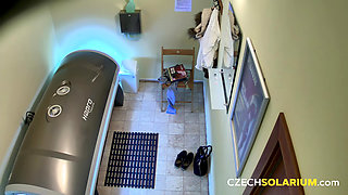 Czech Solarium 125: Stunning Model Strips Naked in the Solarium
