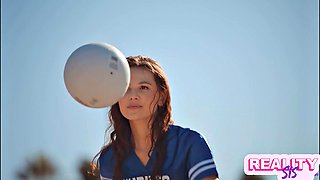 Juan El Caballo Loco Pounds Brunettes Liz Jordan and Maya Woulfe in Intense Girl-on-Girl
