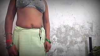 Indian Village Alone Women Bhabhi Want to Fucking