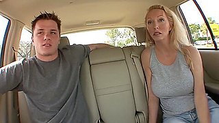South beach slut gets fucked in the car!