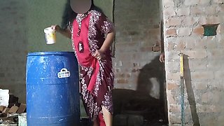 My College Friends Stepother Was Working At Home And I Hid Behind Her And Caught Her And Had Sex With My Friends Stepother