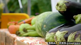 Brazzers - real wifey stories - the farmers wife scene starr