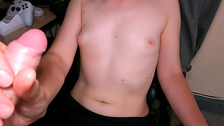 A cute 18-year-old girl wants to get cummed on her tiny tits!