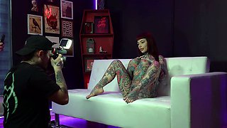 Tattooed Tiger Lilly Gets Pleasure She Wants