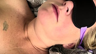 Girlfriend fondled to an orgasm