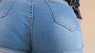 Lucy Lotus' Bootylicious Ass Is the Perfect Playground