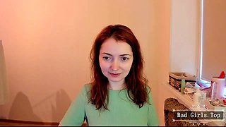 Pretty skinny small tits brunette solo webcam milf